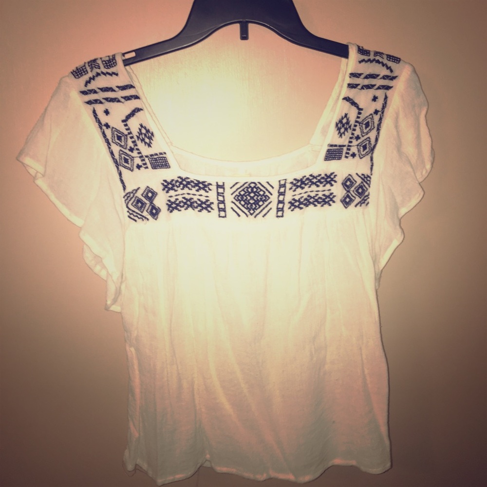 Hollister cute shirt
